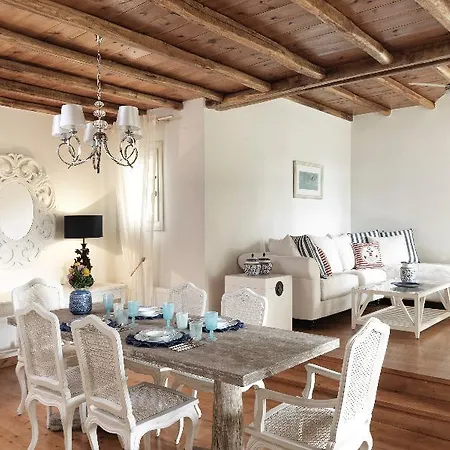 Plagia Villa *